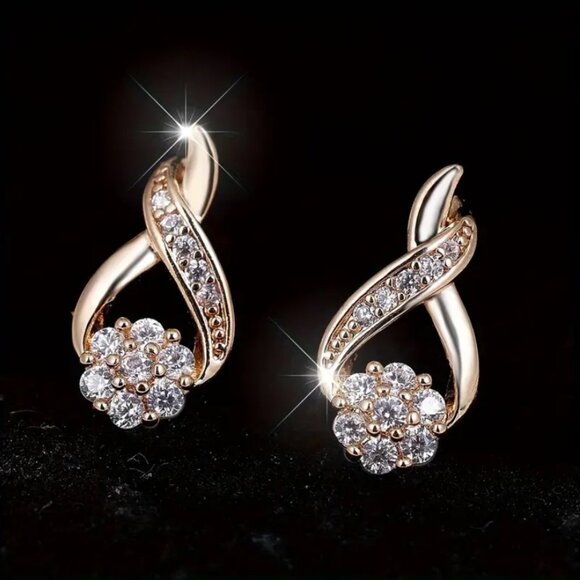 2ct Diamond 18K Gold Twisted Womens Earrings Soliatire Stud Style Ladies Jewelry - Picture 3 of 6